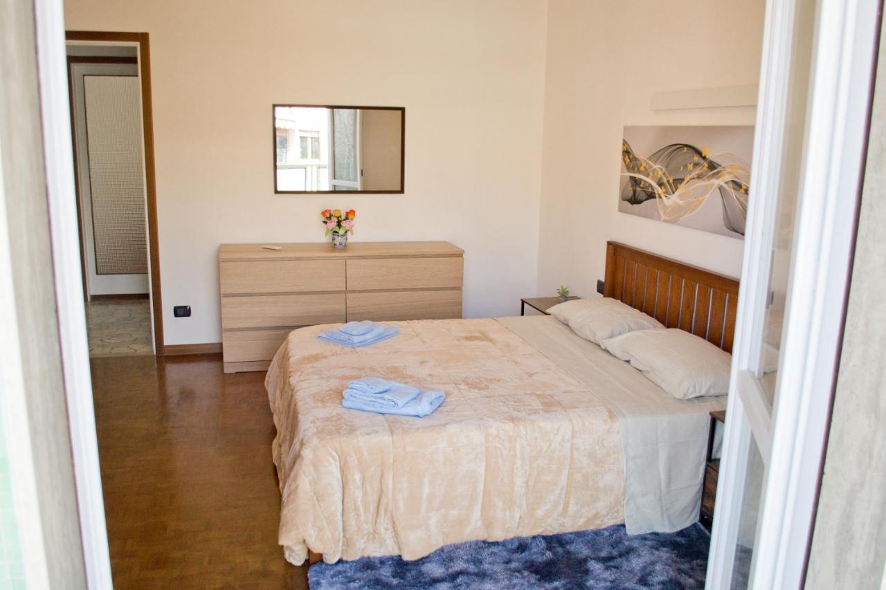 Casa Fiume Apartment Mantova Bagian luar foto